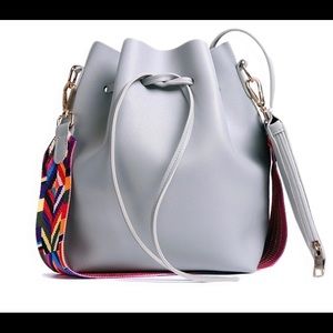 Bucket bag